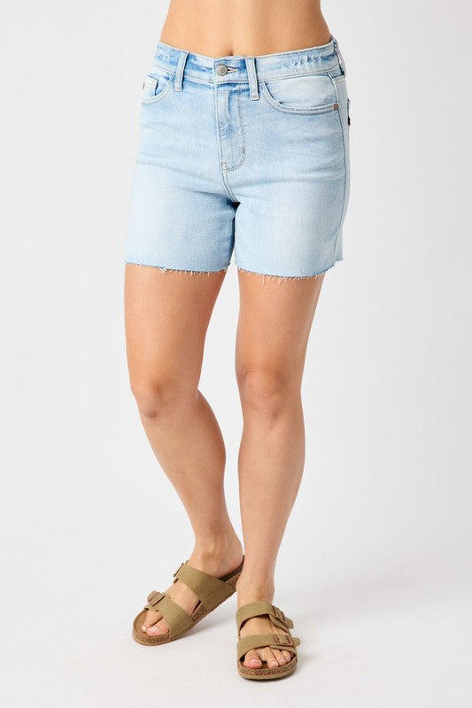 High Waist Shorts with Destroy at Back
