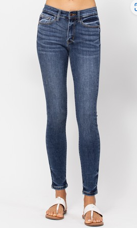Judy Blue Five-Pocket Medium Rise Skinny Fit Jeans