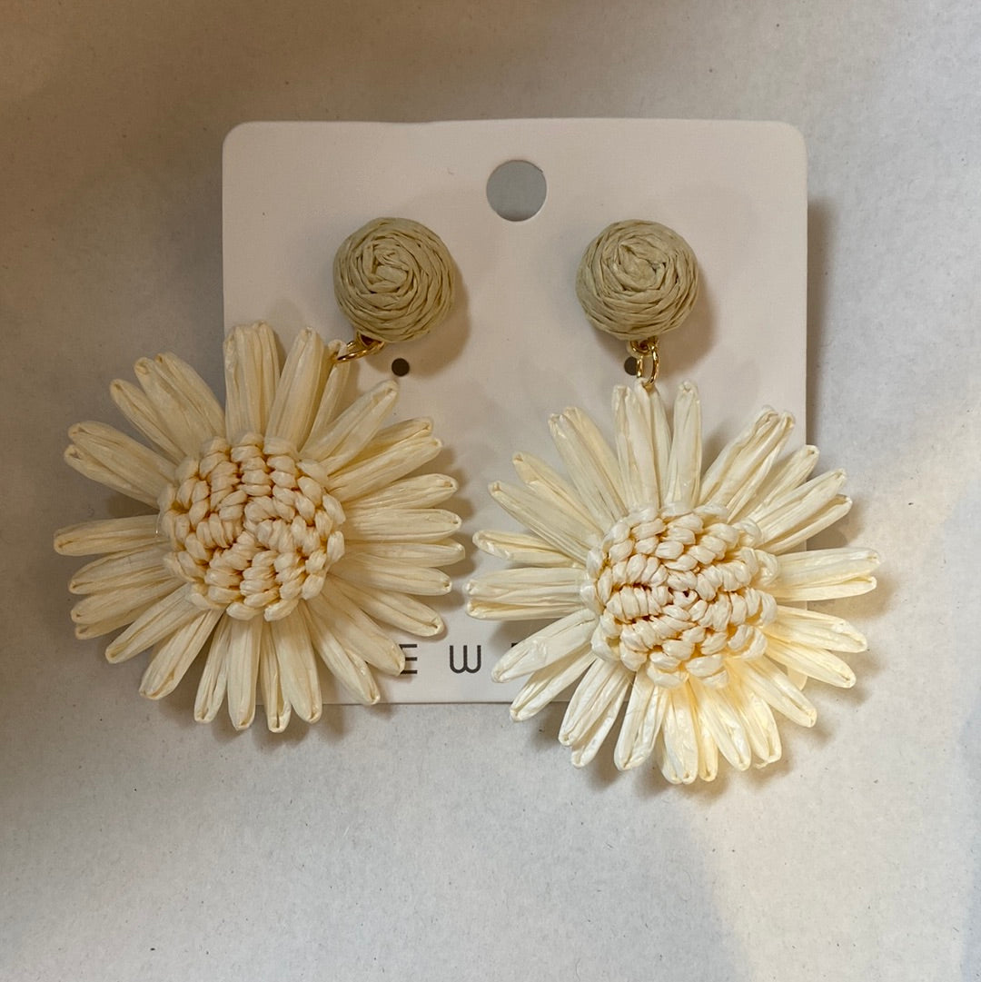 Daisy Raffia Earrings