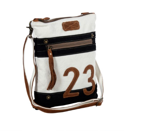 23 Skidoo Small & Crossbody Bag