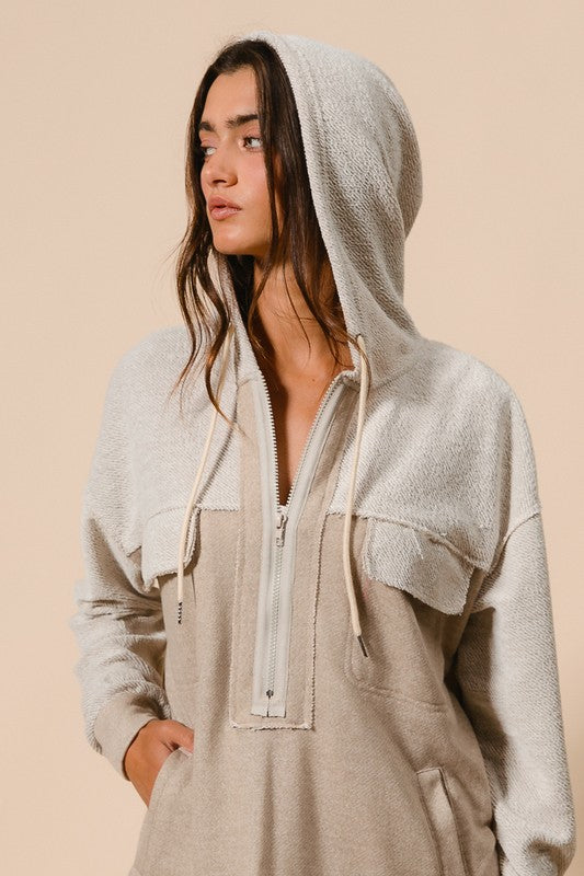 CASSY FRENCH TERRY DOUBLE POCKET FRONT HODDIE TOP