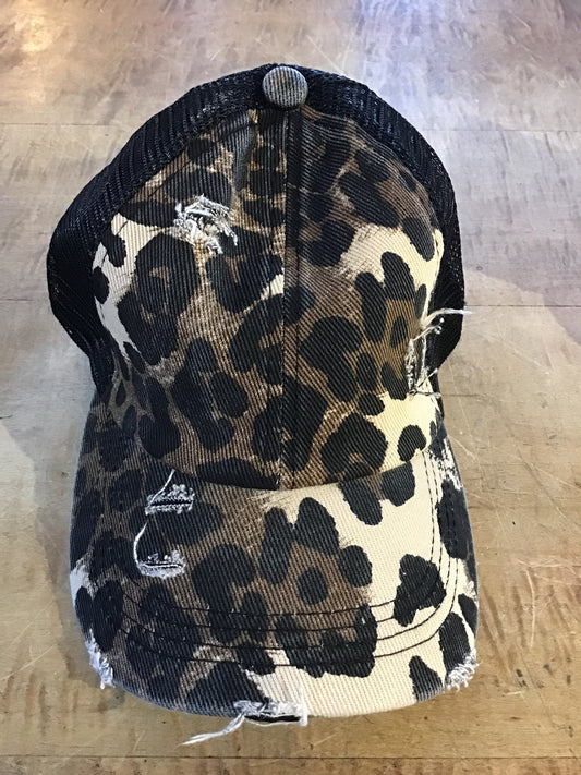 Baseball Hat with Ponytail Hole Leopard Black