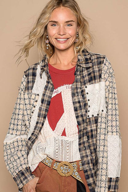 Oversized long sleeve lace contrast shirt in plaid