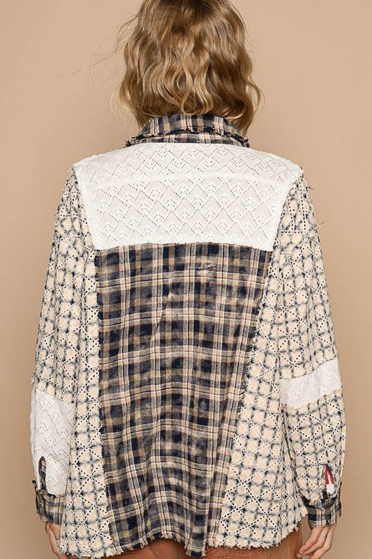 Oversized long sleeve lace contrast shirt in plaid