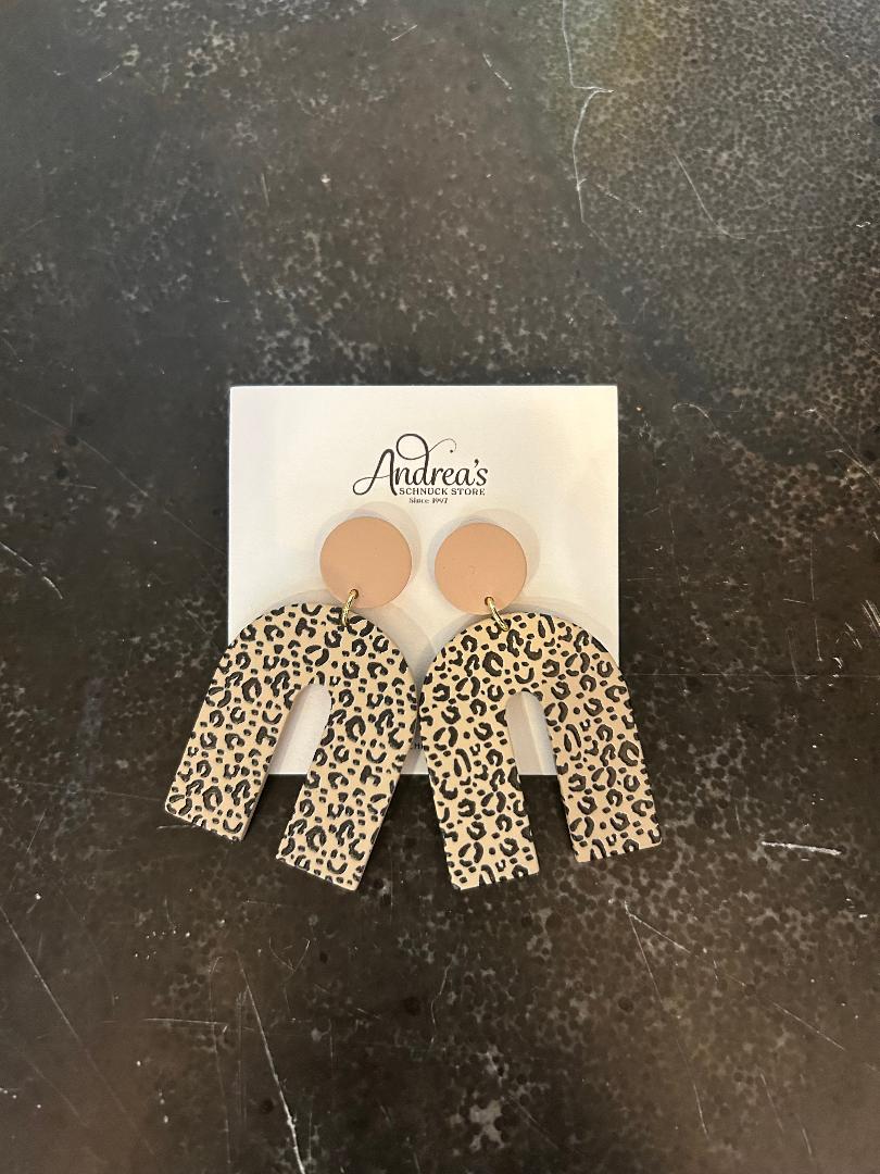 Beige Pink Leopard Print Earings