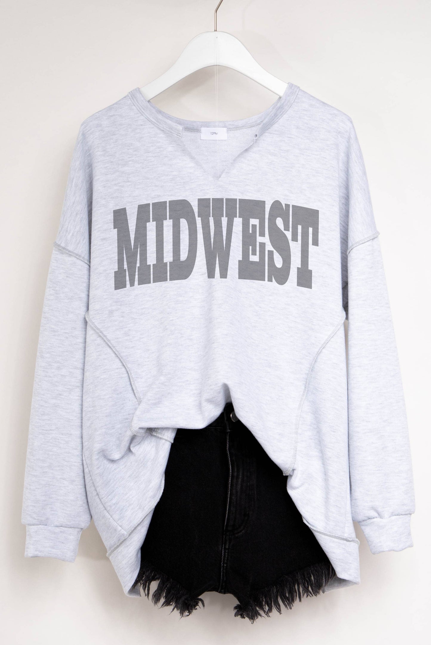 WOMEN'S MIDWEST NOTCH NECK OVERSIZED GRAPHIC SWEATSHIRT