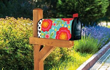 Happy Go Lucky Mailbox Cover