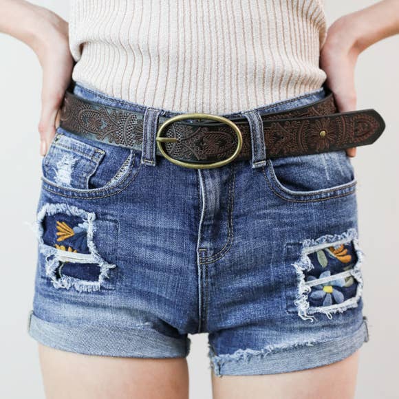 Floral Stitch Oval Buckle Belt: Camel