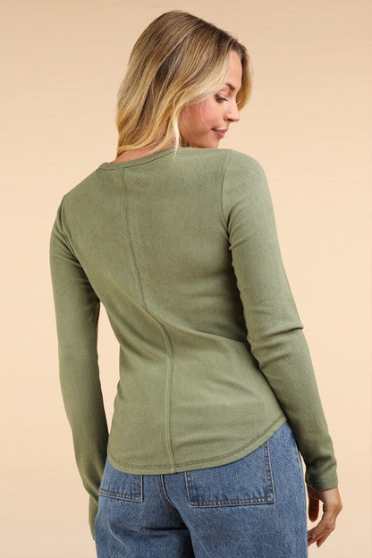 Melania Soft cozy brushed ribbed knit top