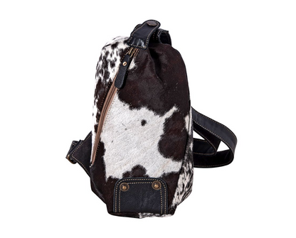 Robnette Ranch Fanny-Pack Bag in Dark & White