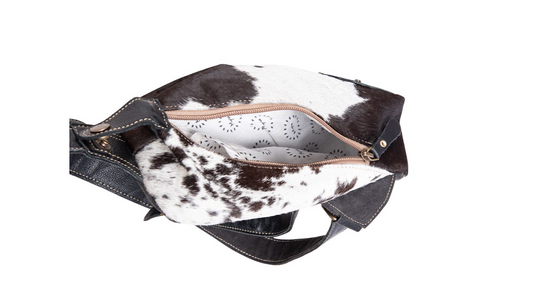 Robnette Ranch Fanny-Pack Bag in Dark & White