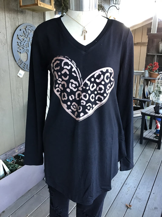Long Sleeve Black Gold Leopard Heart T-Shirt